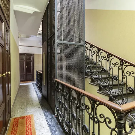 Hostly-the Porta Pia Suite-rome Centre With Charme Apartment Rome