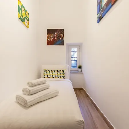 Hostly-the Porta Pia Suite-rome Centre With Charme Apartment Rome