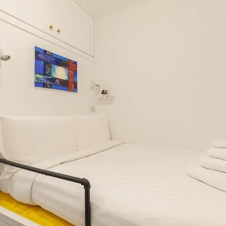 Hostly-the Porta Pia Suite-rome Centre With Charme *